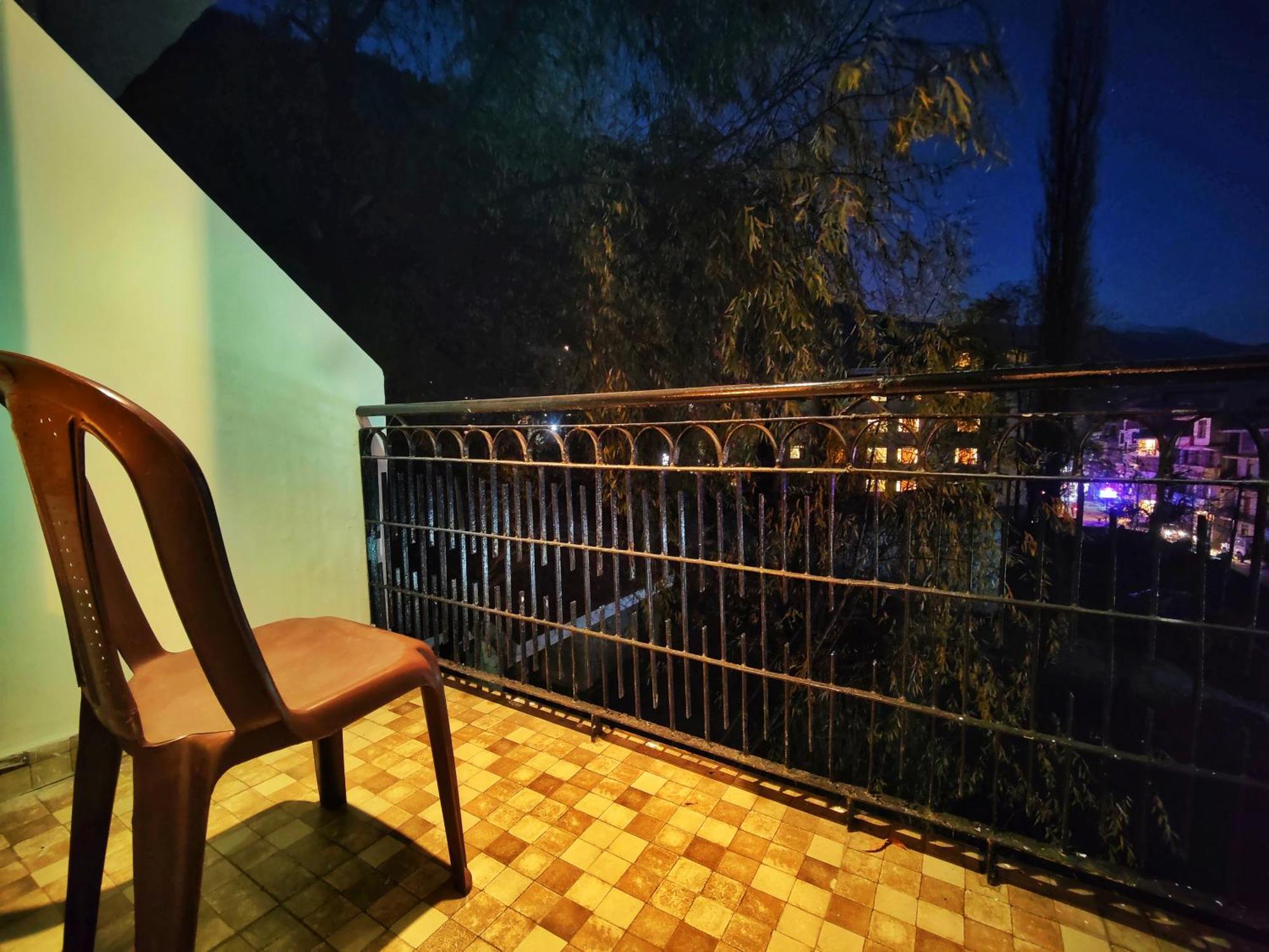 Surya International Hotel Manali Near Mall Road Екстер'єр фото