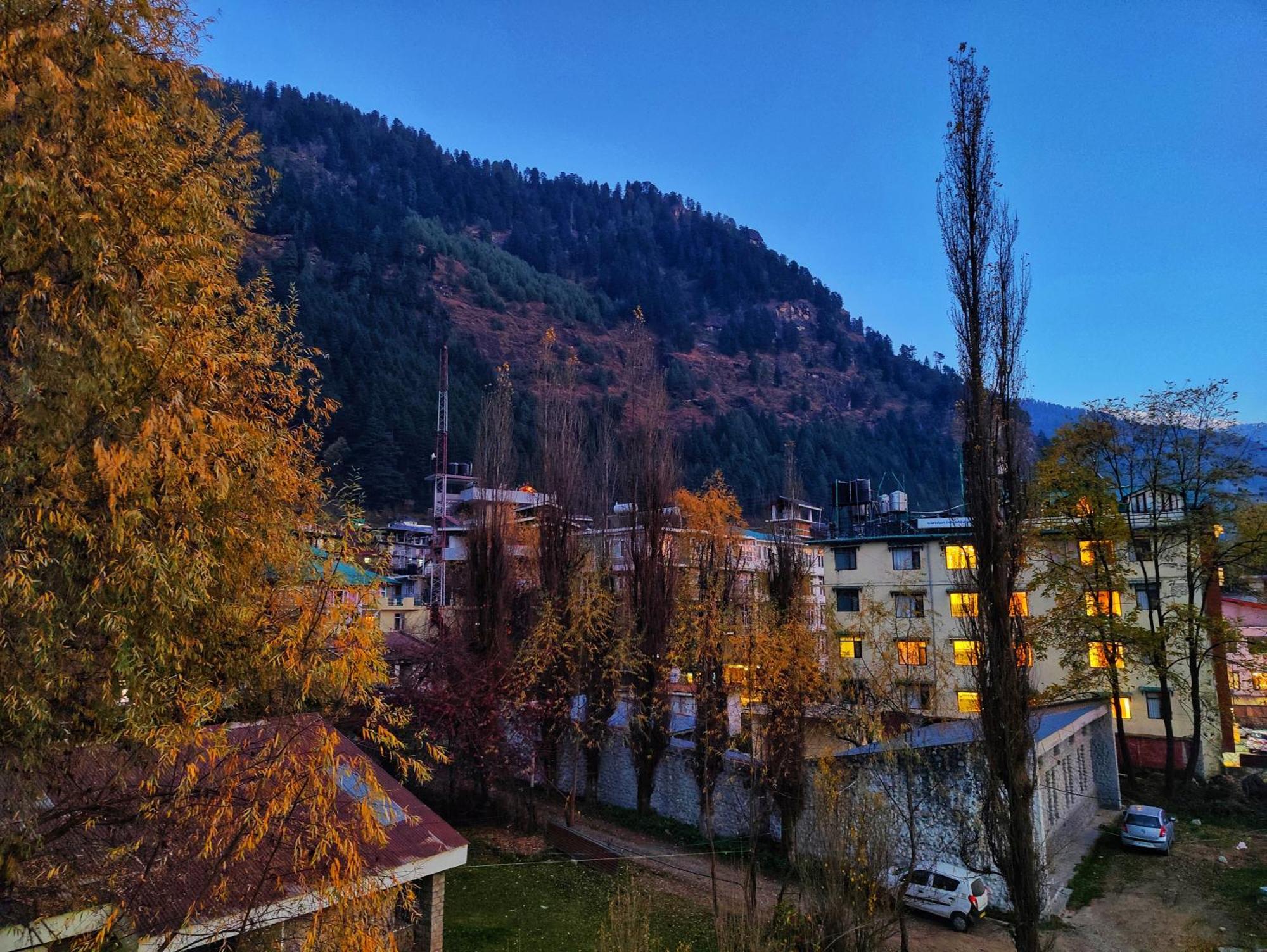 Surya International Hotel Manali Near Mall Road Екстер'єр фото